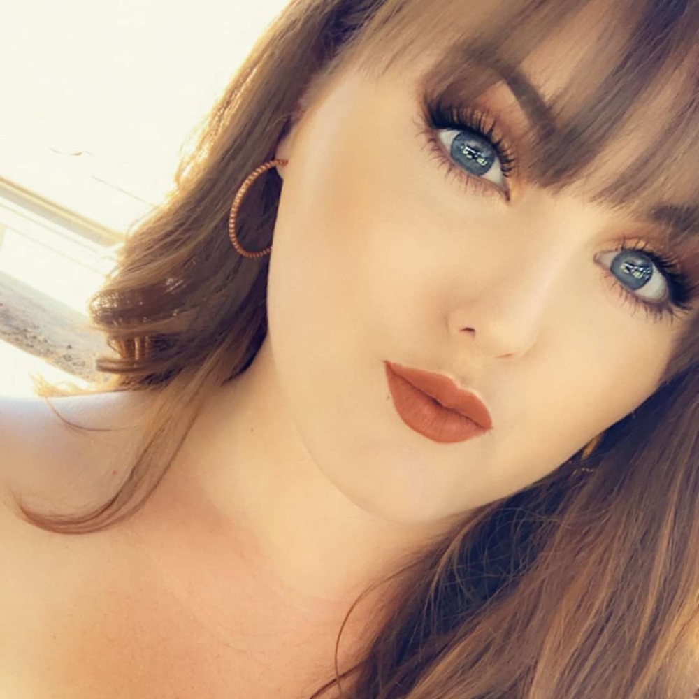Meet your Posher, Tiffany
